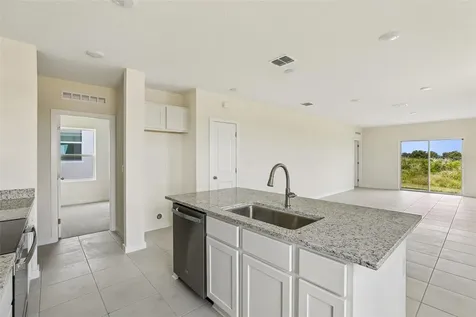 1940 Diamond Head Circle Haines City FL 33844