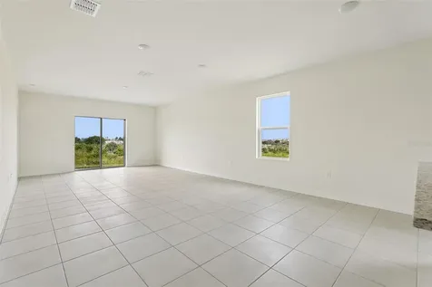 1940 Diamond Head Circle Haines City FL 33844