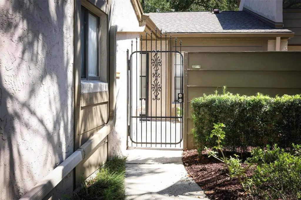 455 Meadowood Boulevard Fern Park FL 32730