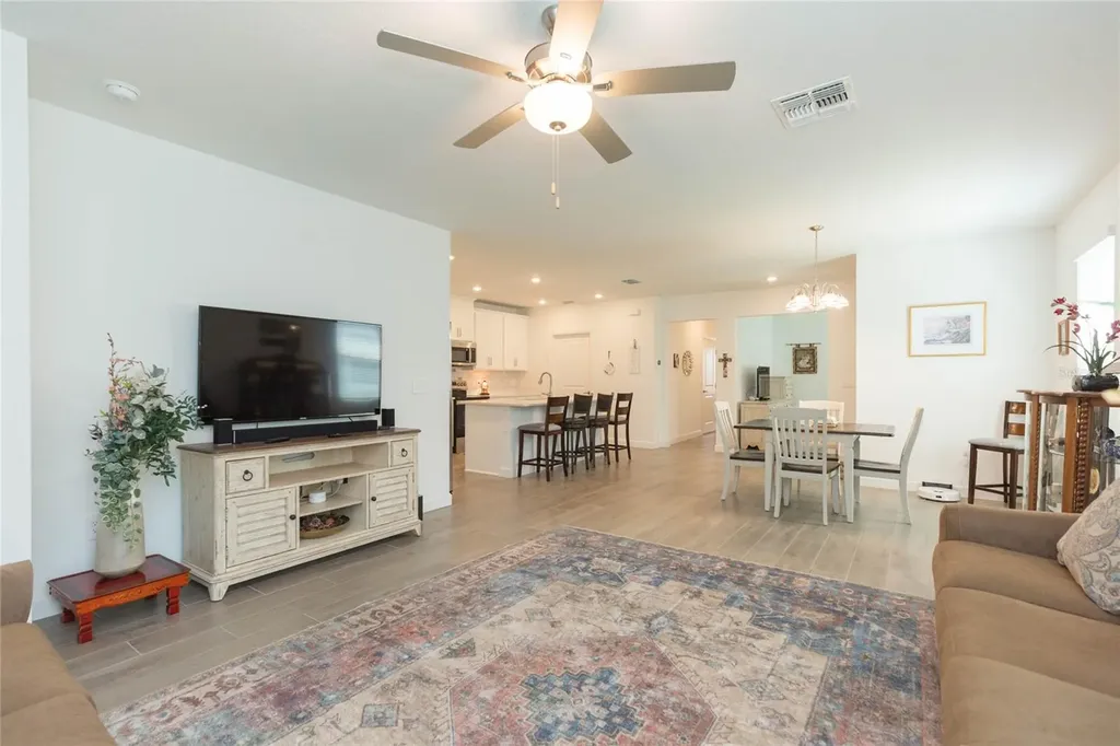 10806 Gable Dig Loop San Antonio FL 33576