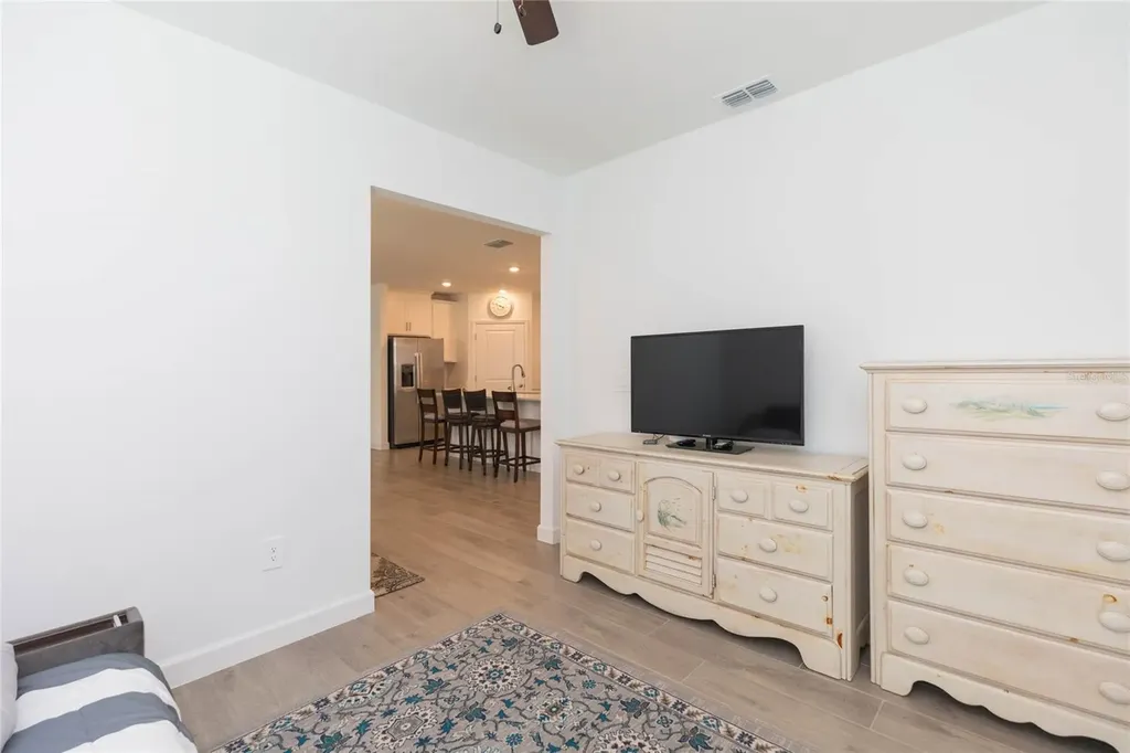 10806 Gable Dig Loop San Antonio FL 33576