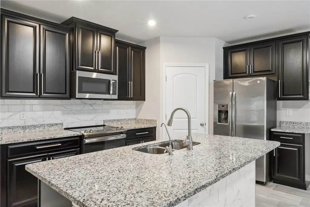 4406 Silver Creek Street Kissimmee FL 34744