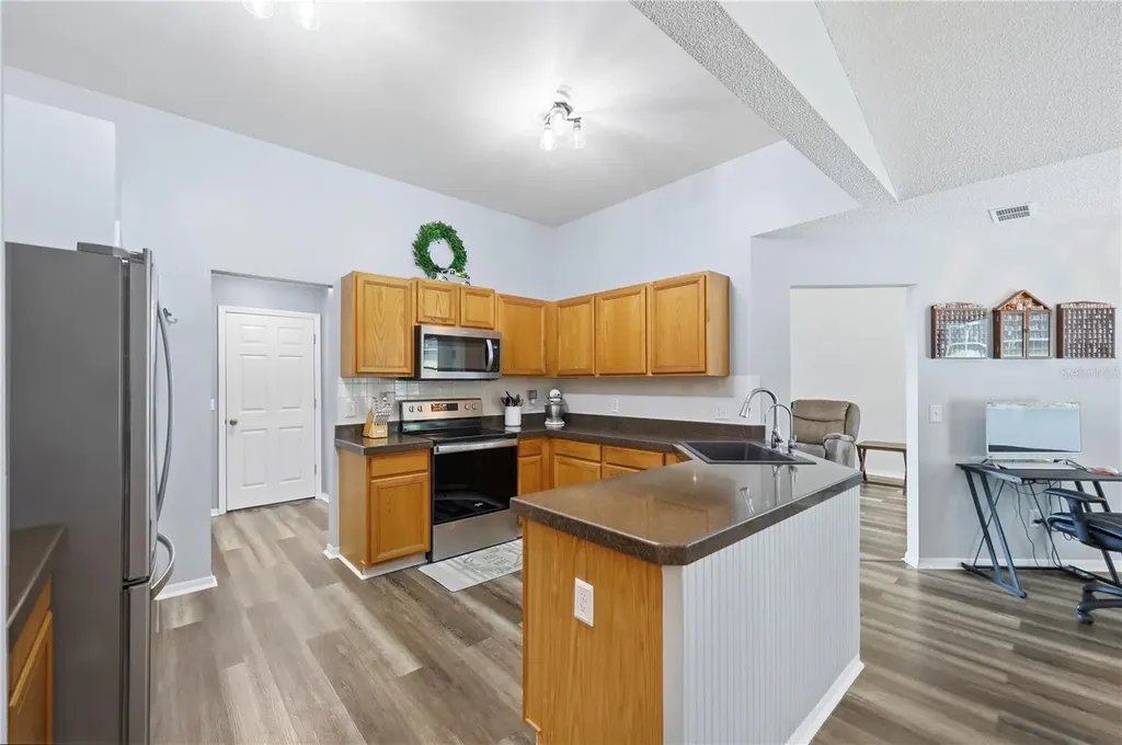 18224 E Apshawa Road Clermont FL 34715