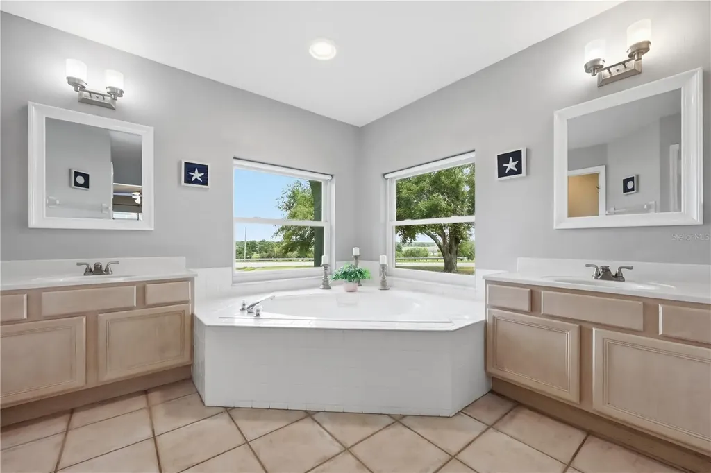 18224 E Apshawa Road Clermont FL 34715
