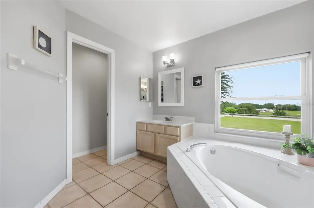 18224 E Apshawa Road Clermont FL 34715