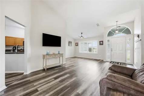 18224 E Apshawa Road Clermont FL 34715