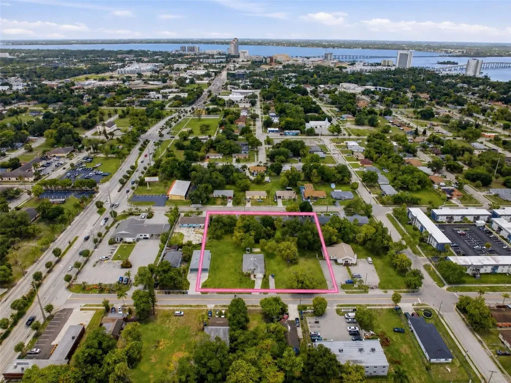 1938 Lillie Street Fort Myers FL 33916