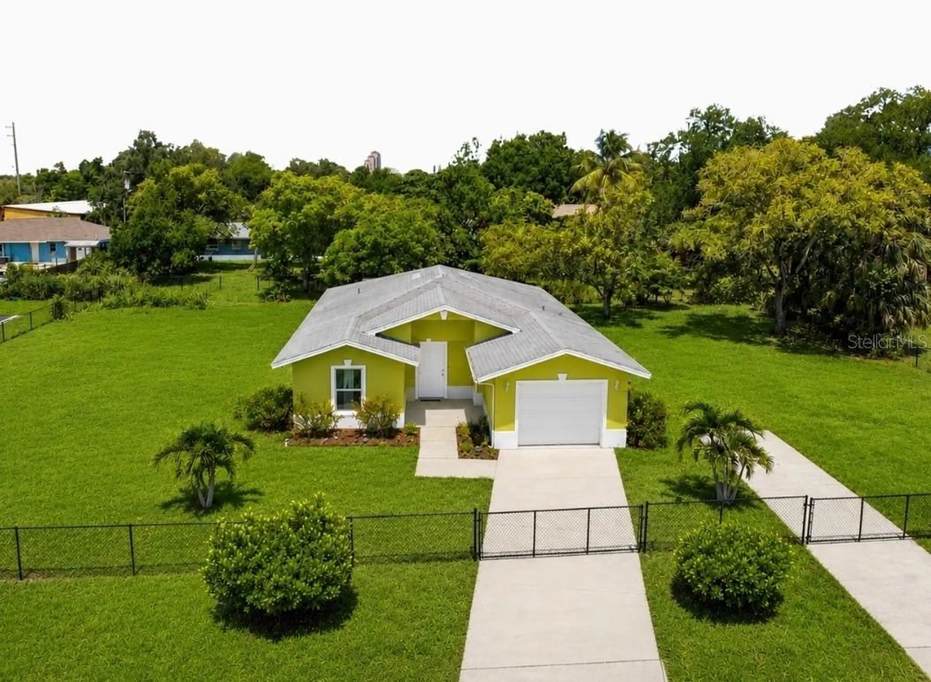 1938 Lillie Street Fort Myers FL 33916