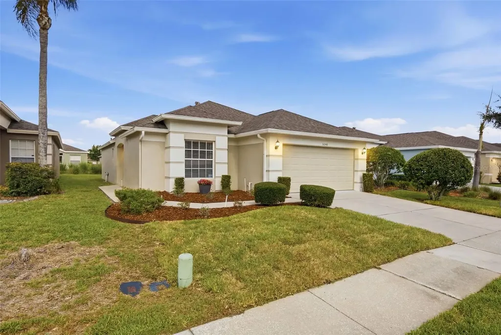 5240 Gato Del Sol Circle Wesley Chapel FL 33544