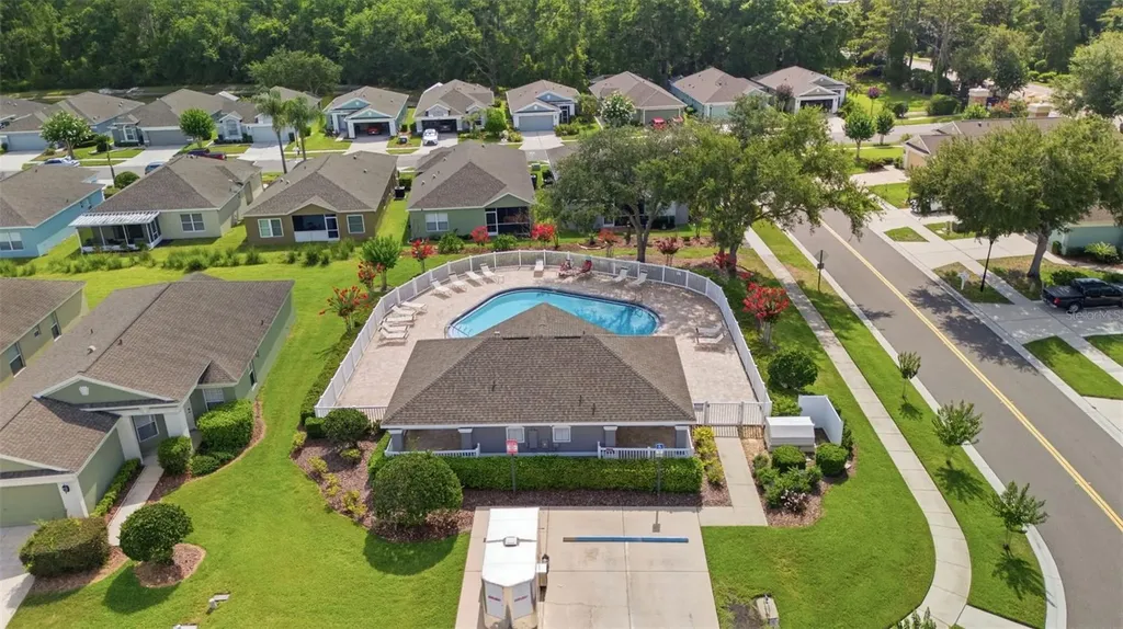 5240 Gato Del Sol Circle Wesley Chapel FL 33544