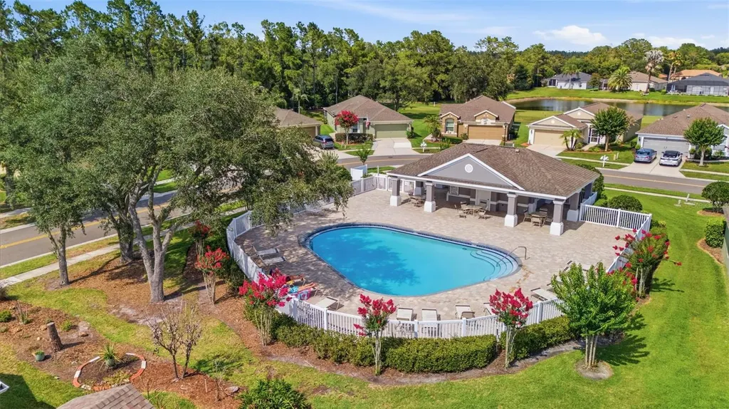 5240 Gato Del Sol Circle Wesley Chapel FL 33544