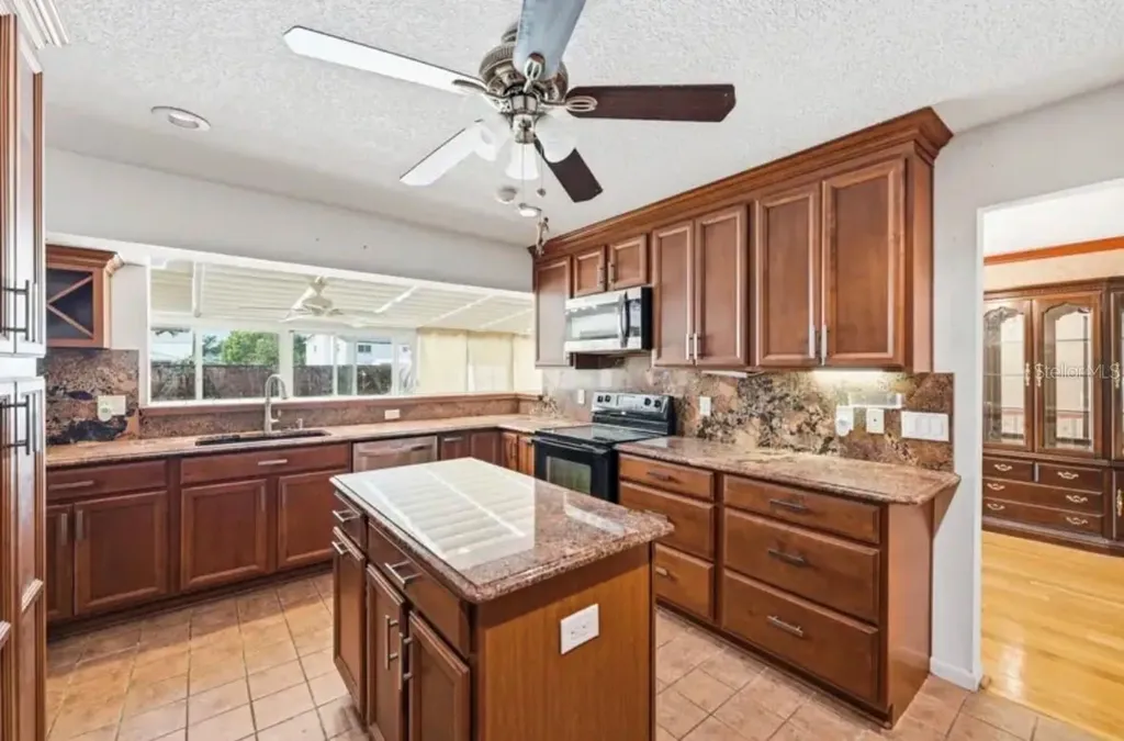 71 Tarpon Circle Winter Springs FL 32708