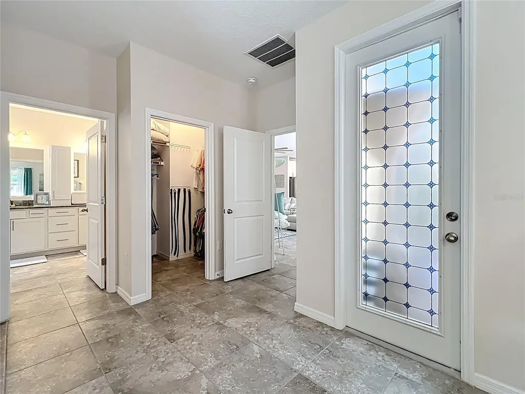 15208 Las Olas Place Bradenton FL 34212