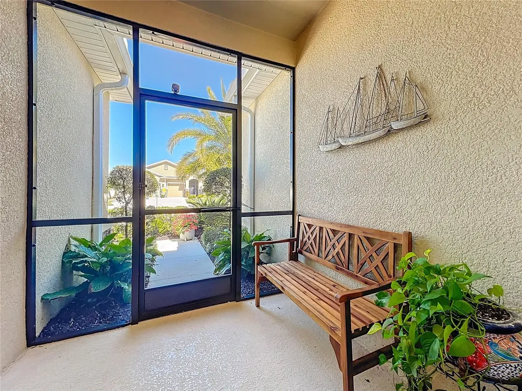 15208 Las Olas Place Bradenton FL 34212