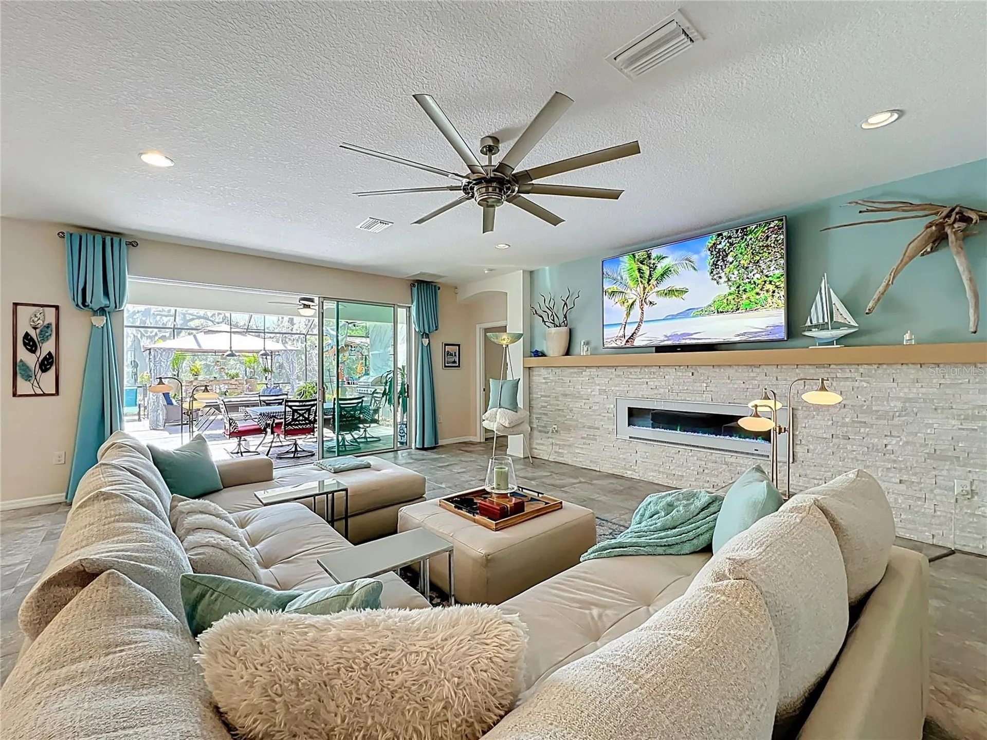 15208 Las Olas Place Bradenton FL 34212