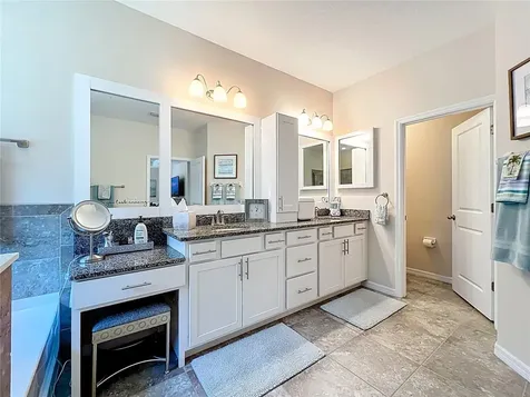 15208 Las Olas Place Bradenton FL 34212