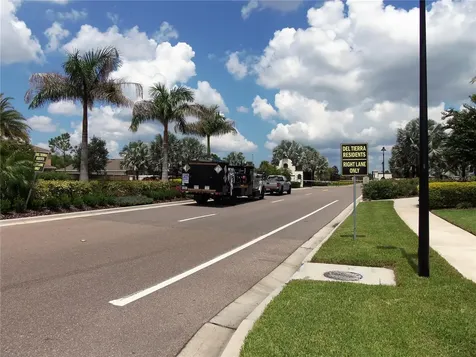 15208 Las Olas Place Bradenton FL 34212