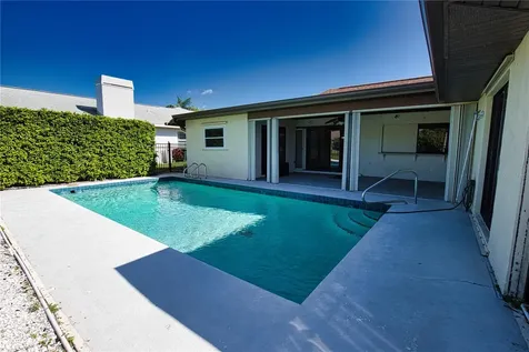 902 Pinehurst Lane Venice FL 34293