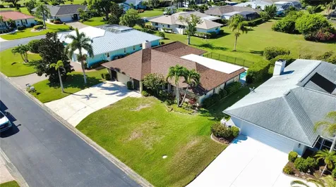 902 Pinehurst Lane Venice FL 34293