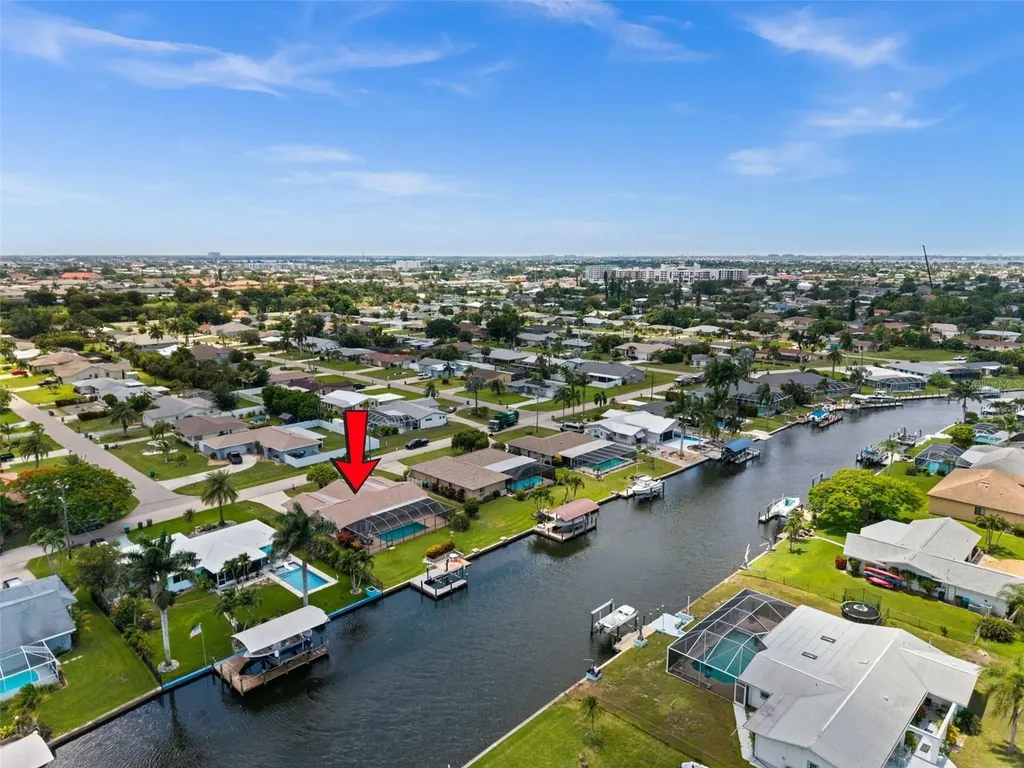 4402 SE 1st Place Cape Coral FL 33904