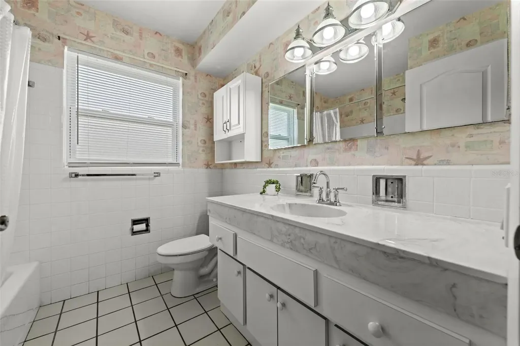 4402 SE 1st Place Cape Coral FL 33904