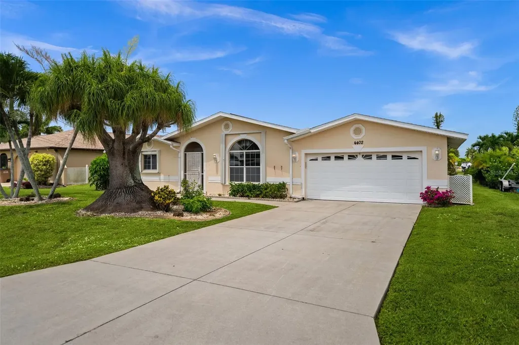 4402 SE 1st Place Cape Coral FL 33904