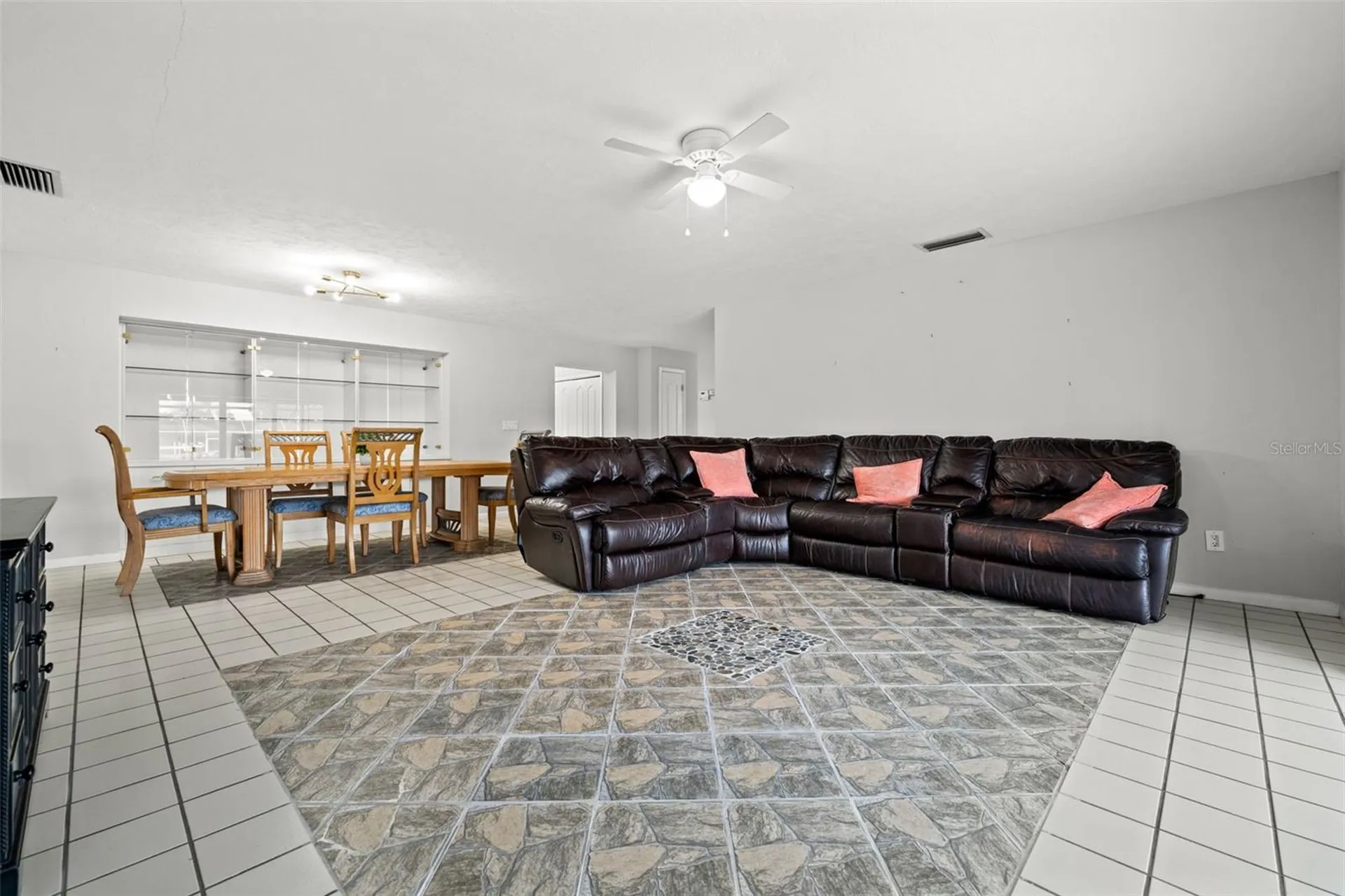 4402 SE 1st Place Cape Coral FL 33904