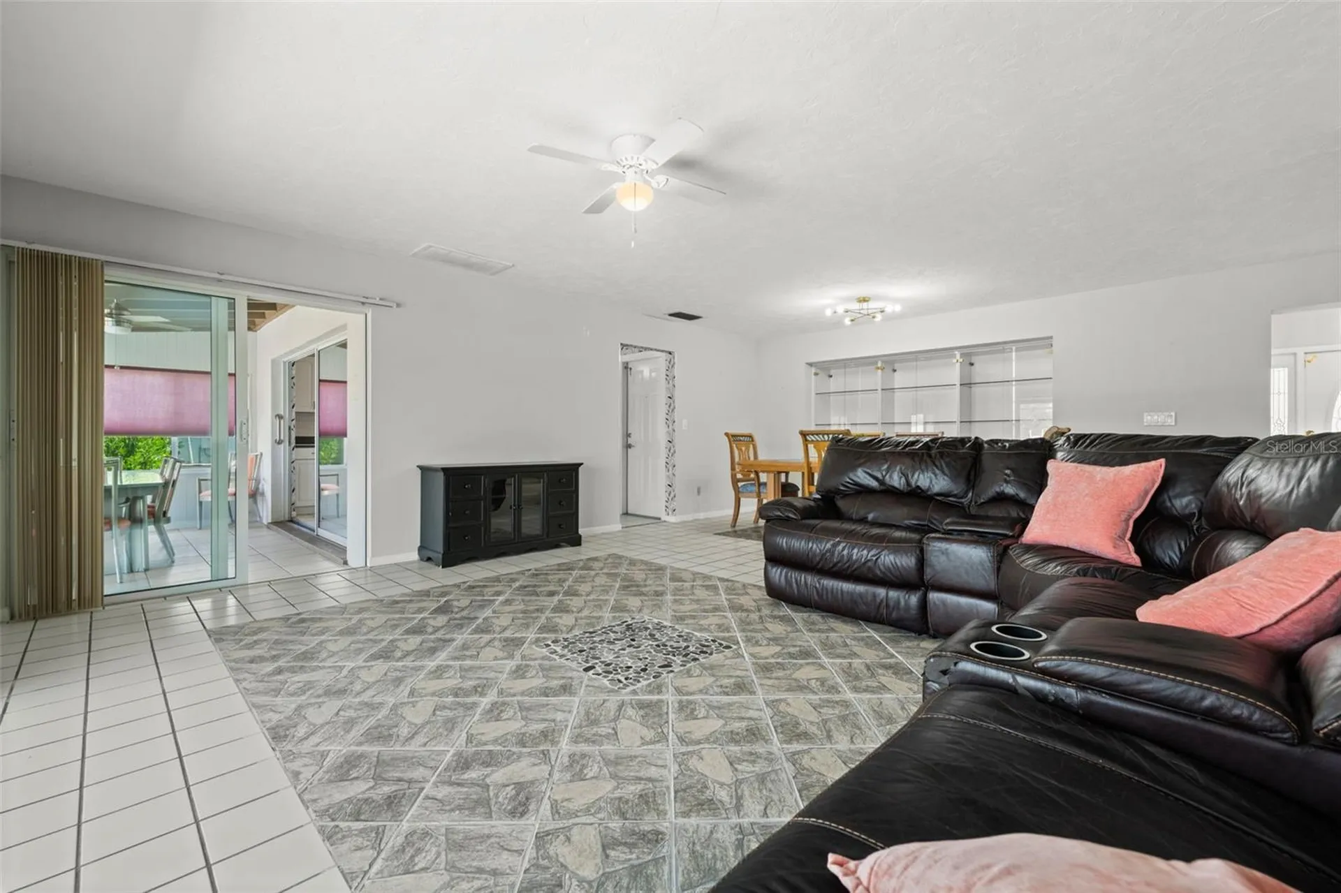4402 SE 1st Place Cape Coral FL 33904