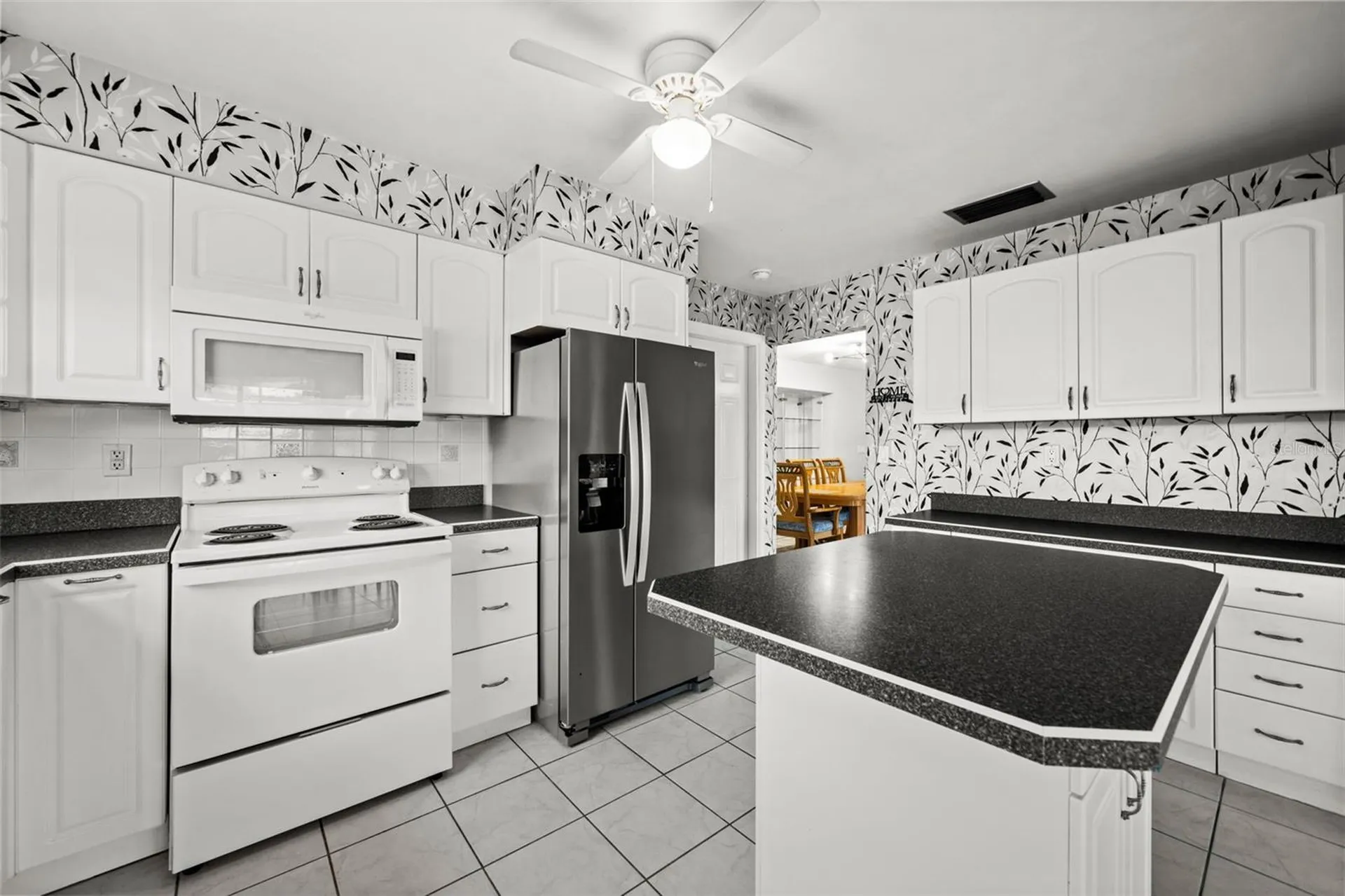 4402 SE 1st Place Cape Coral FL 33904
