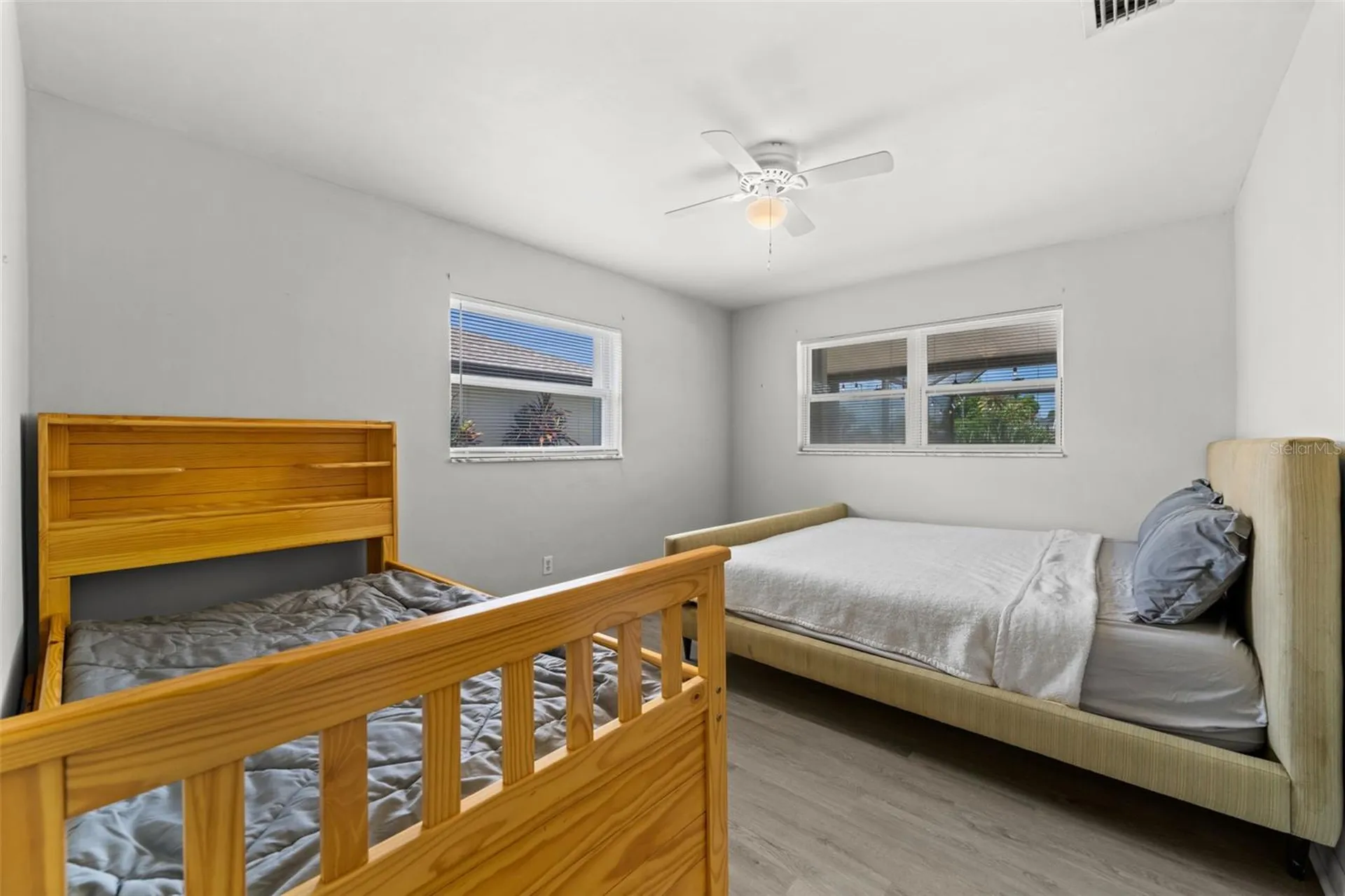 4402 SE 1st Place Cape Coral FL 33904