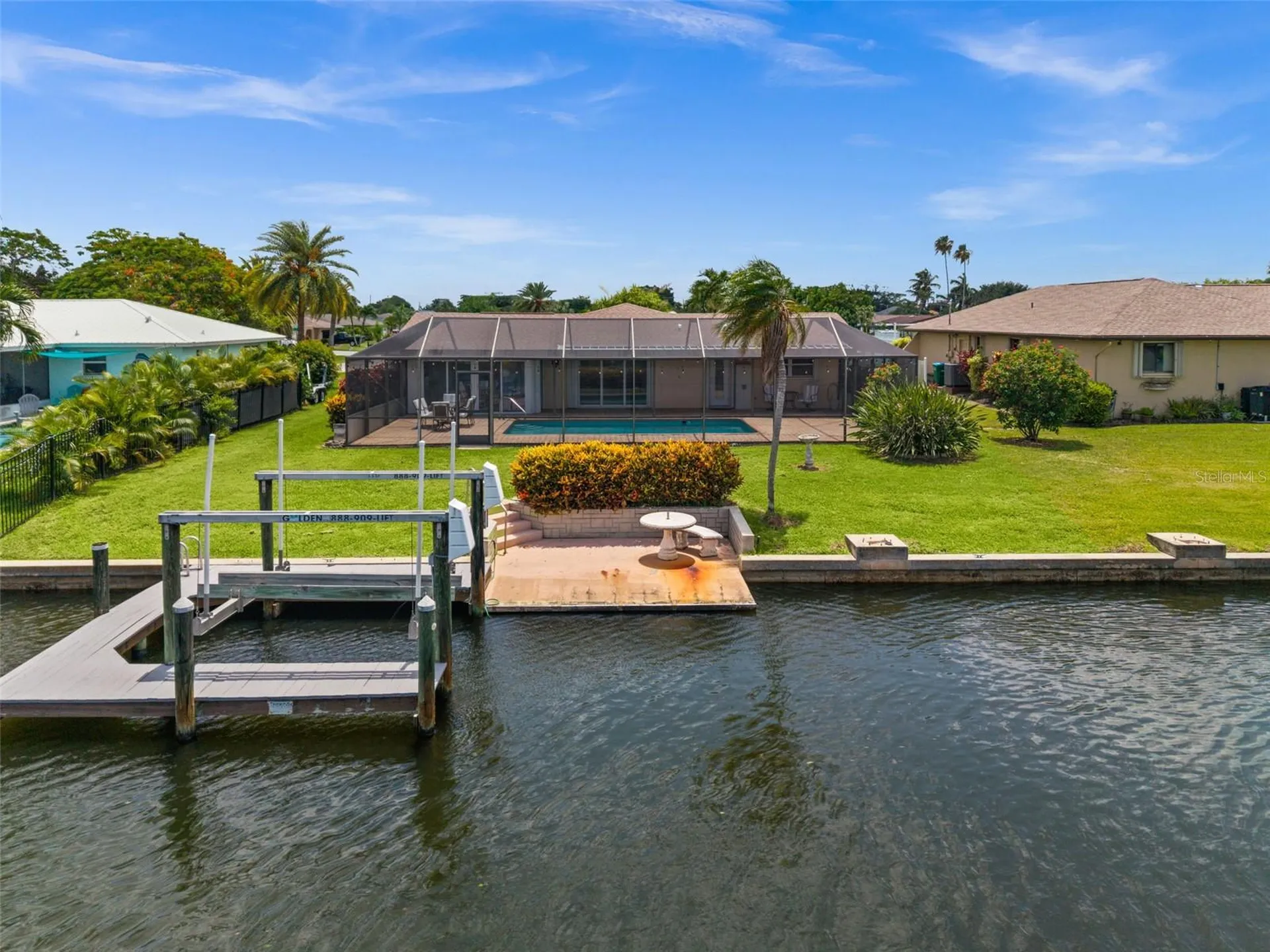4402 SE 1st Place Cape Coral FL 33904