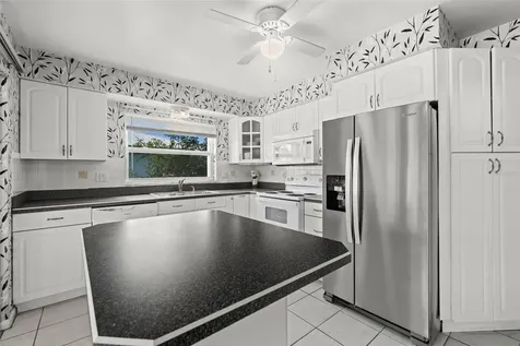 4402 SE 1st Place Cape Coral FL 33904