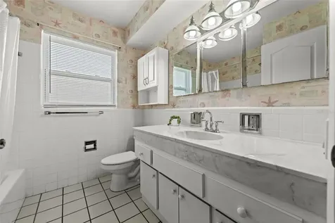 4402 SE 1st Place Cape Coral FL 33904