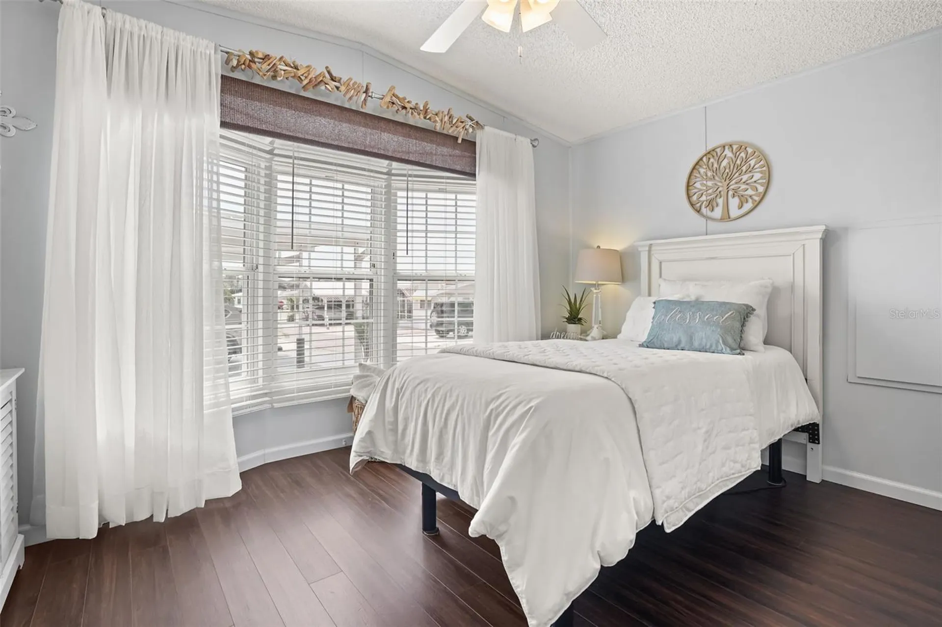 131 Center Crest Boulevard Davenport FL 33837
