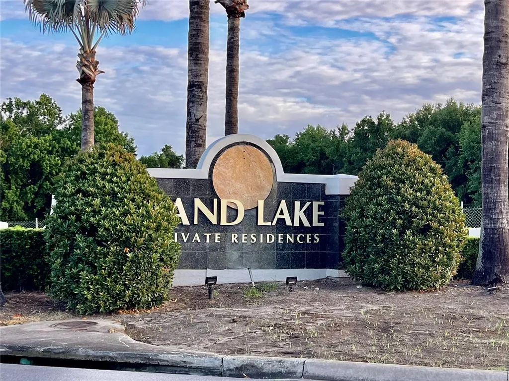 8939 Latrec Avenue Orlando FL 32819