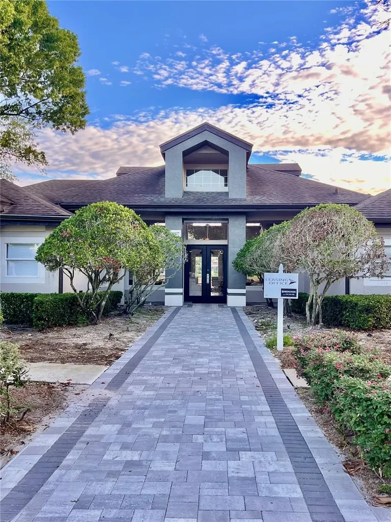 8939 Latrec Avenue Orlando FL 32819