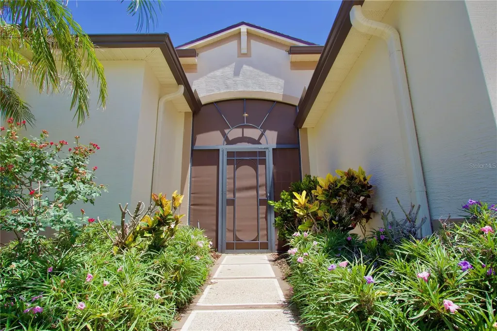 11205 Edge Park Drive Hudson FL 34667
