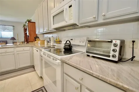 11205 Edge Park Drive Hudson FL 34667
