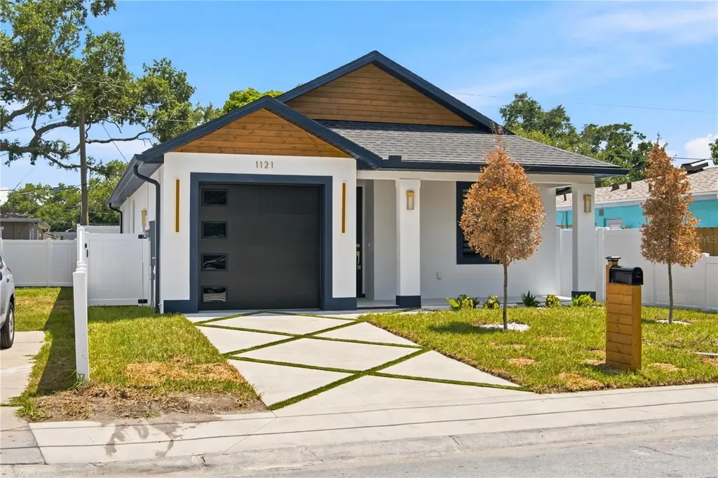1121 Engman Street Clearwater FL 33755