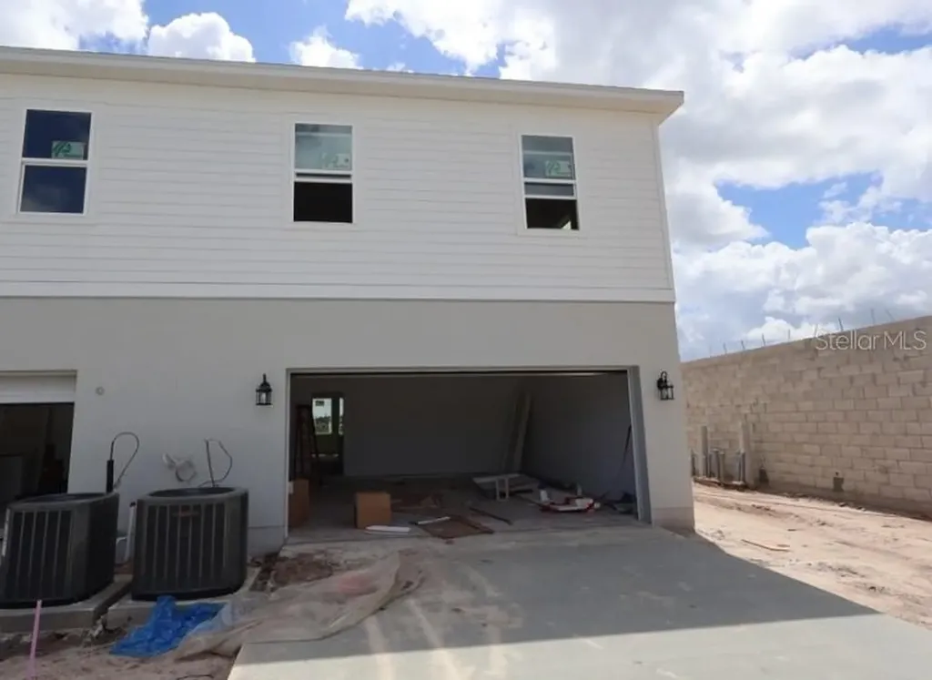 5600 Coopers Hawk Court St Cloud FL 34772