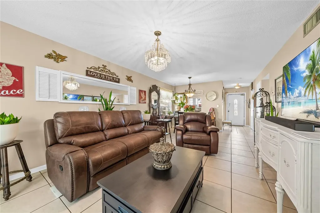 2208 Gardenia Way Lehigh Acres FL 33936