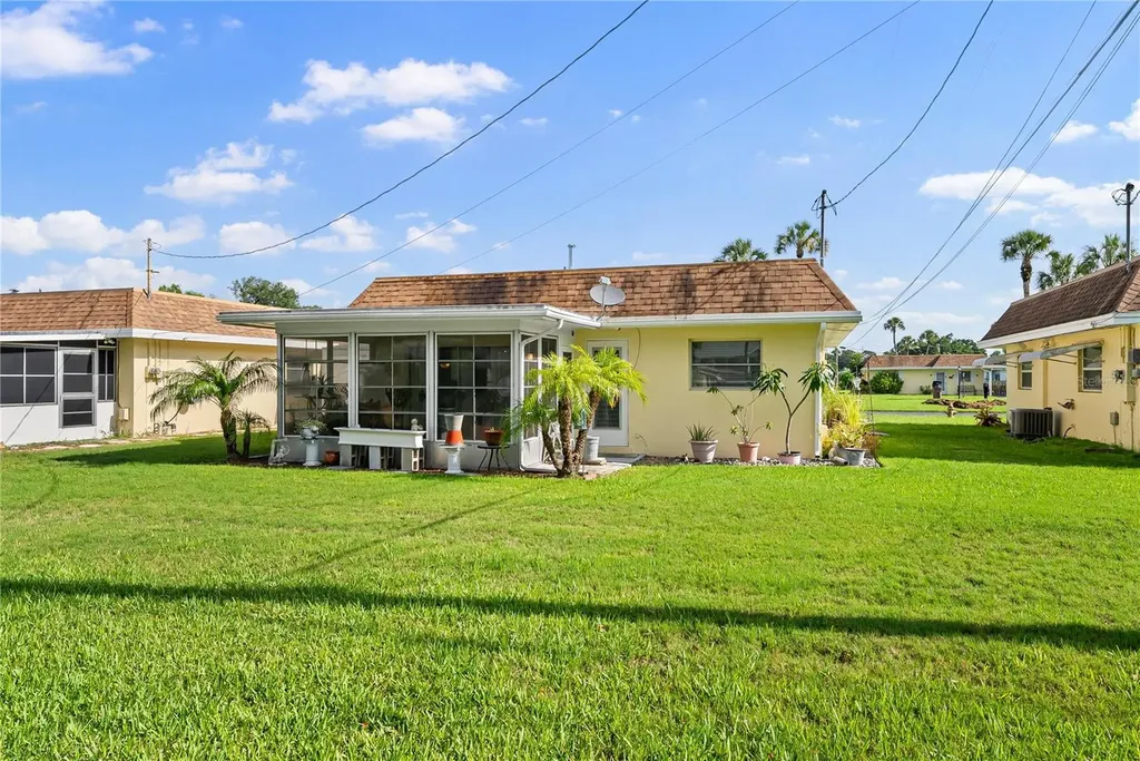 2208 Gardenia Way Lehigh Acres FL 33936