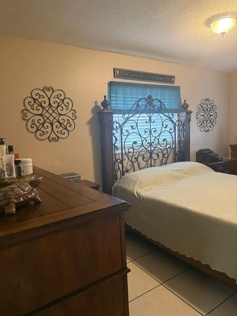 2208 Gardenia Way Lehigh Acres FL 33936