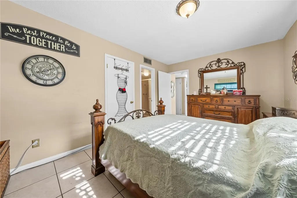 2208 Gardenia Way Lehigh Acres FL 33936