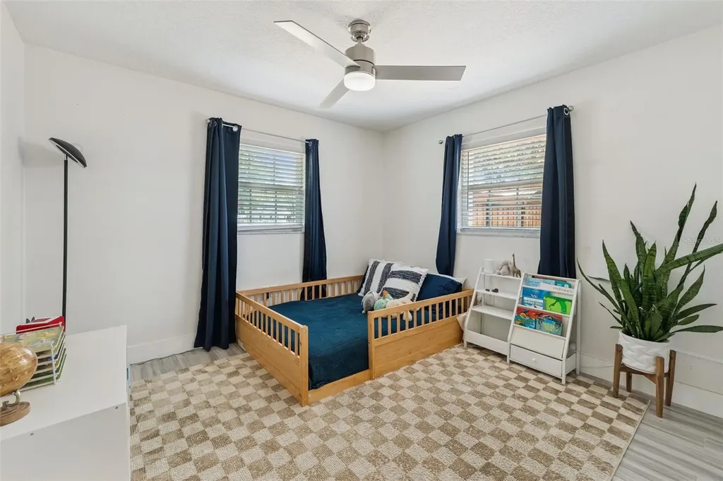 302 W Comanche Avenue Tampa FL 33604
