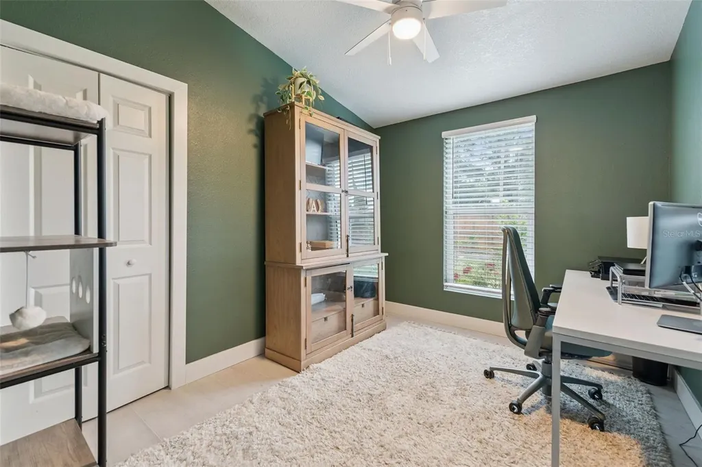 302 W Comanche Avenue Tampa FL 33604