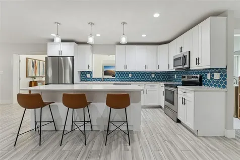 302 W Comanche Avenue Tampa FL 33604
