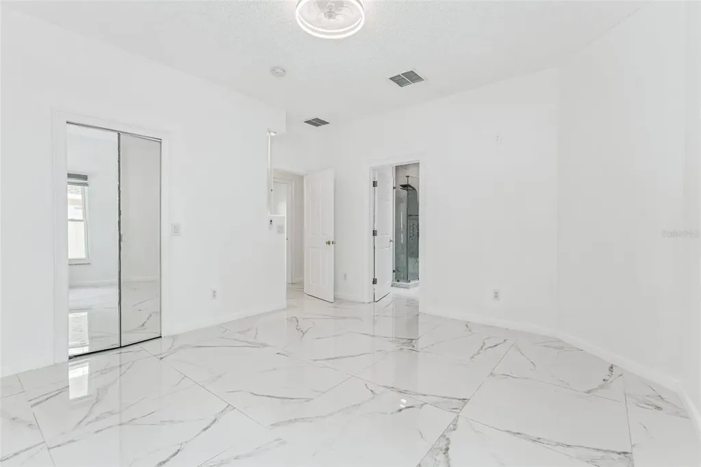 8915 Victoria Isle Place Orlando FL 32829