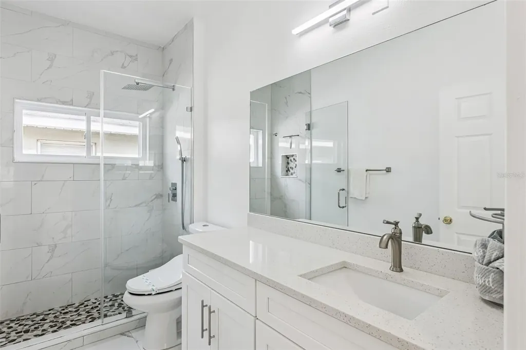 8915 Victoria Isle Place Orlando FL 32829