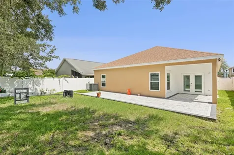 8915 Victoria Isle Place Orlando FL 32829